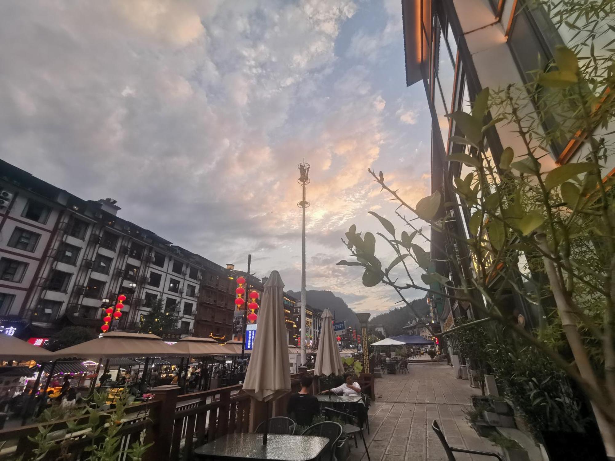 Cozy Boutique Hotel Zhangjiajie Buitenkant foto